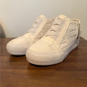 Women’s white Blowfish Malibu Sneakers